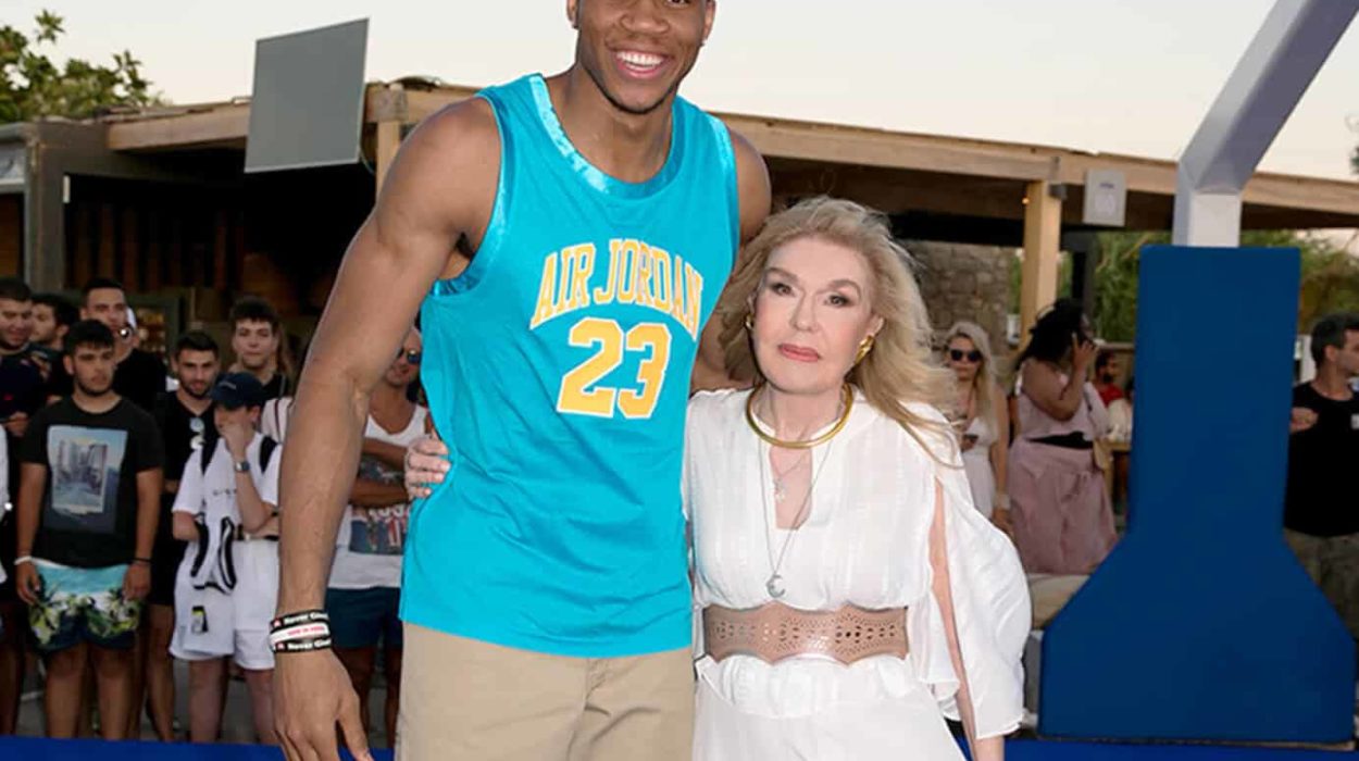 vardinogianni novibet antetokounmpo giantheart 1383x1080